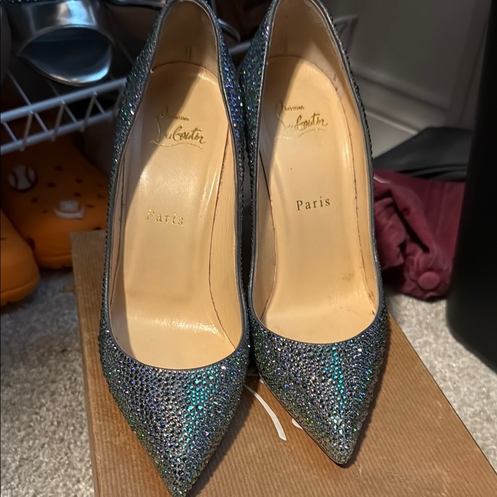 Louboutin Pigalle 100 Surde Silver High Heels - Picture 12 of 12